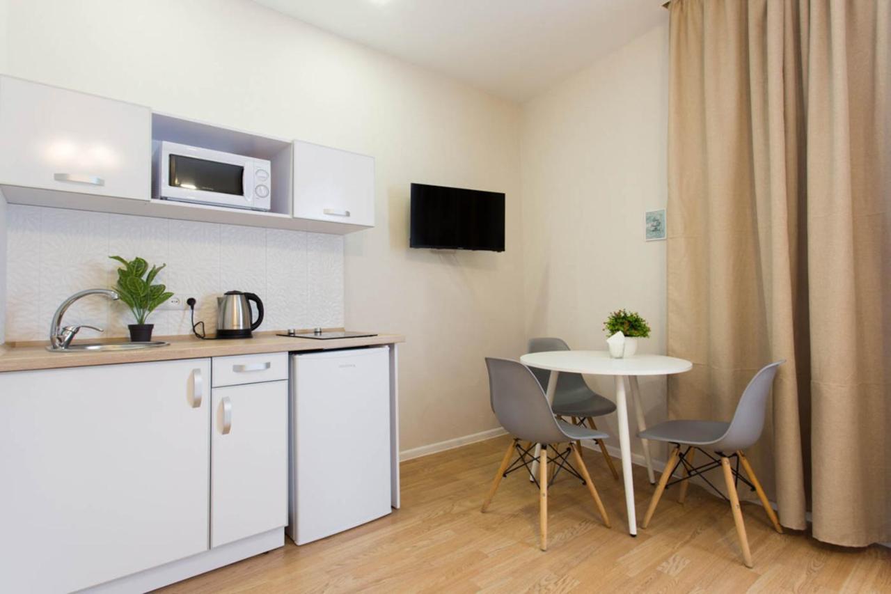 Apartment In The City Center - Gimnasiyna Naberezhna 24A-1 ハルキウ エクステリア 写真