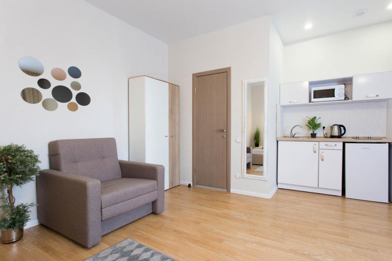 Apartment In The City Center - Gimnasiyna Naberezhna 24A-1 ハルキウ エクステリア 写真